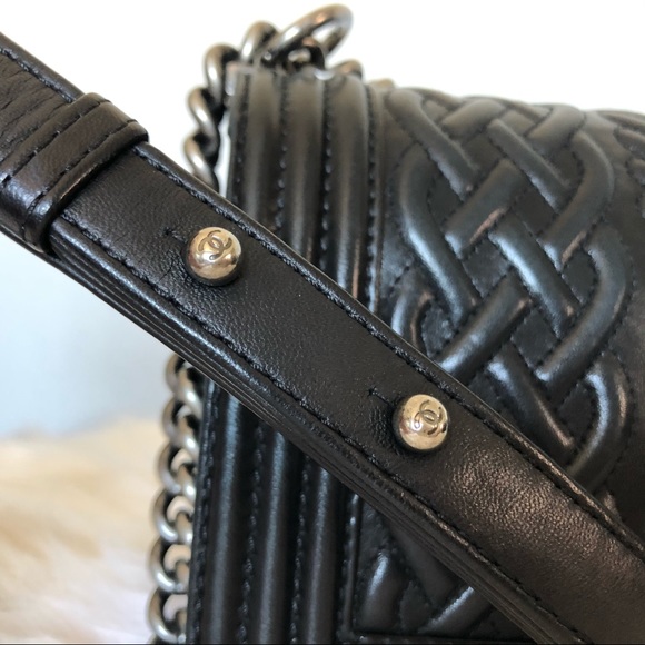 CHANEL Edinburgh Boy Flap Bag - Limited Edition - Picture 8 of 15